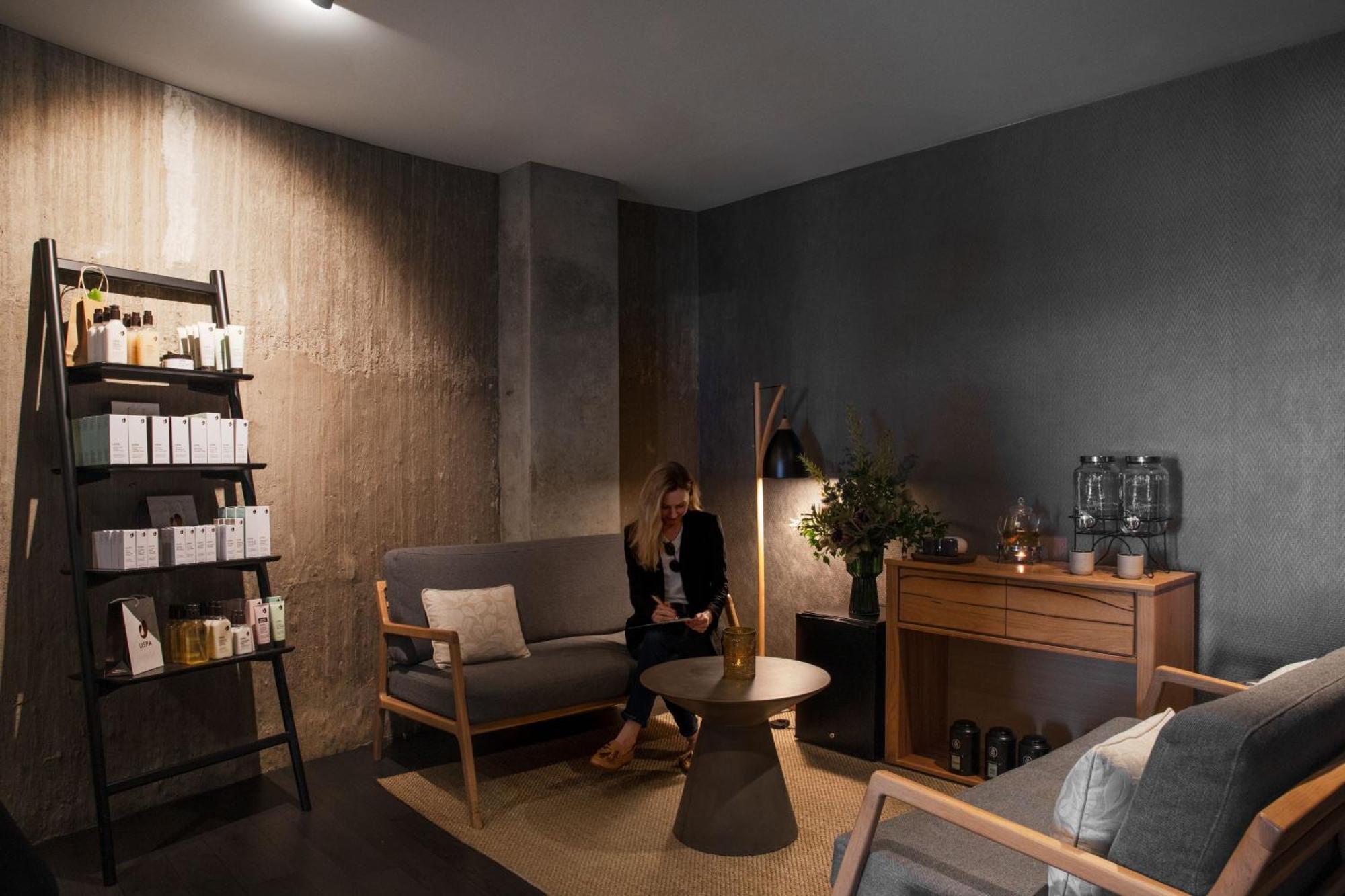 페퍼스 실로 론세스턴 호텔 론서스턴 외부 사진 The interior of the store