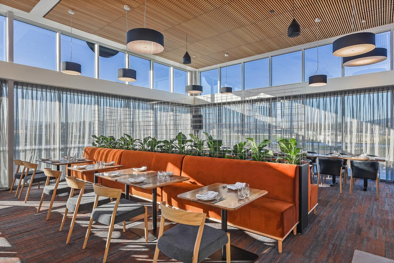 페퍼스 실로 론세스턴 호텔 론서스턴 외부 사진 The interior of the restaurant
