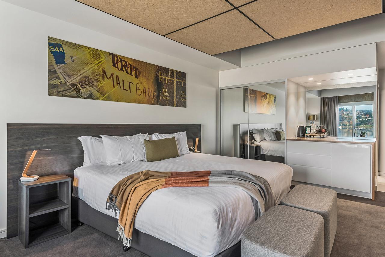 페퍼스 실로 론세스턴 호텔 론서스턴 외부 사진 A suite at the hotel