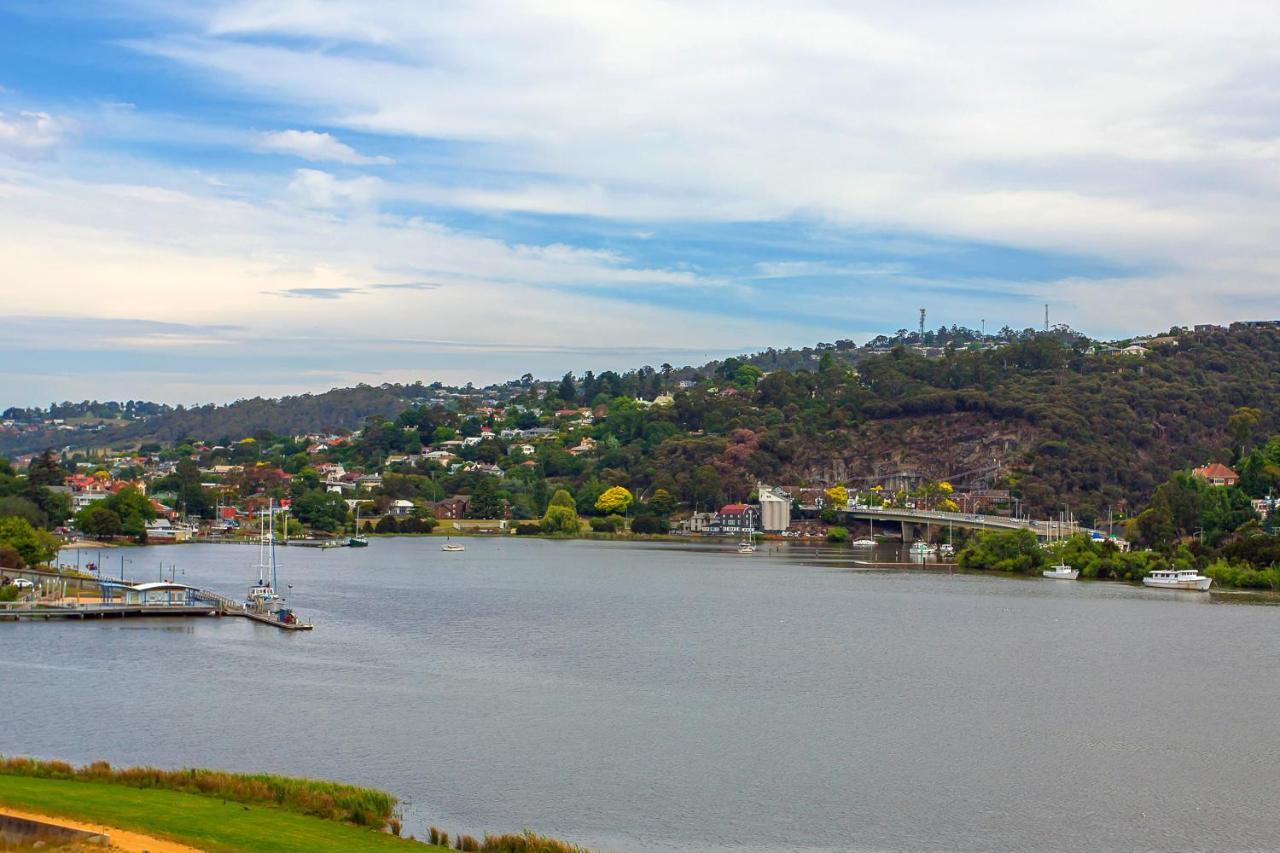 페퍼스 실로 론세스턴 호텔 론서스턴 객실 사진 View of the Swan River from the Perth Hills